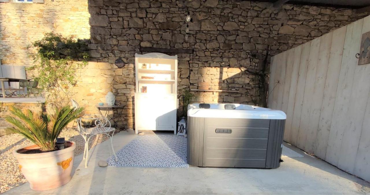 Le Gite De Montagnac La Roque-sur-Cèze Exterior foto